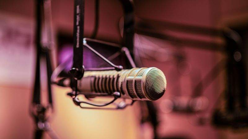 Derfor velger mange et profesjonelt podcast-studio